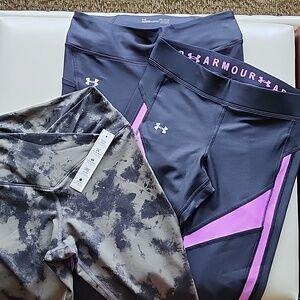 3 pairs of size medium leggings